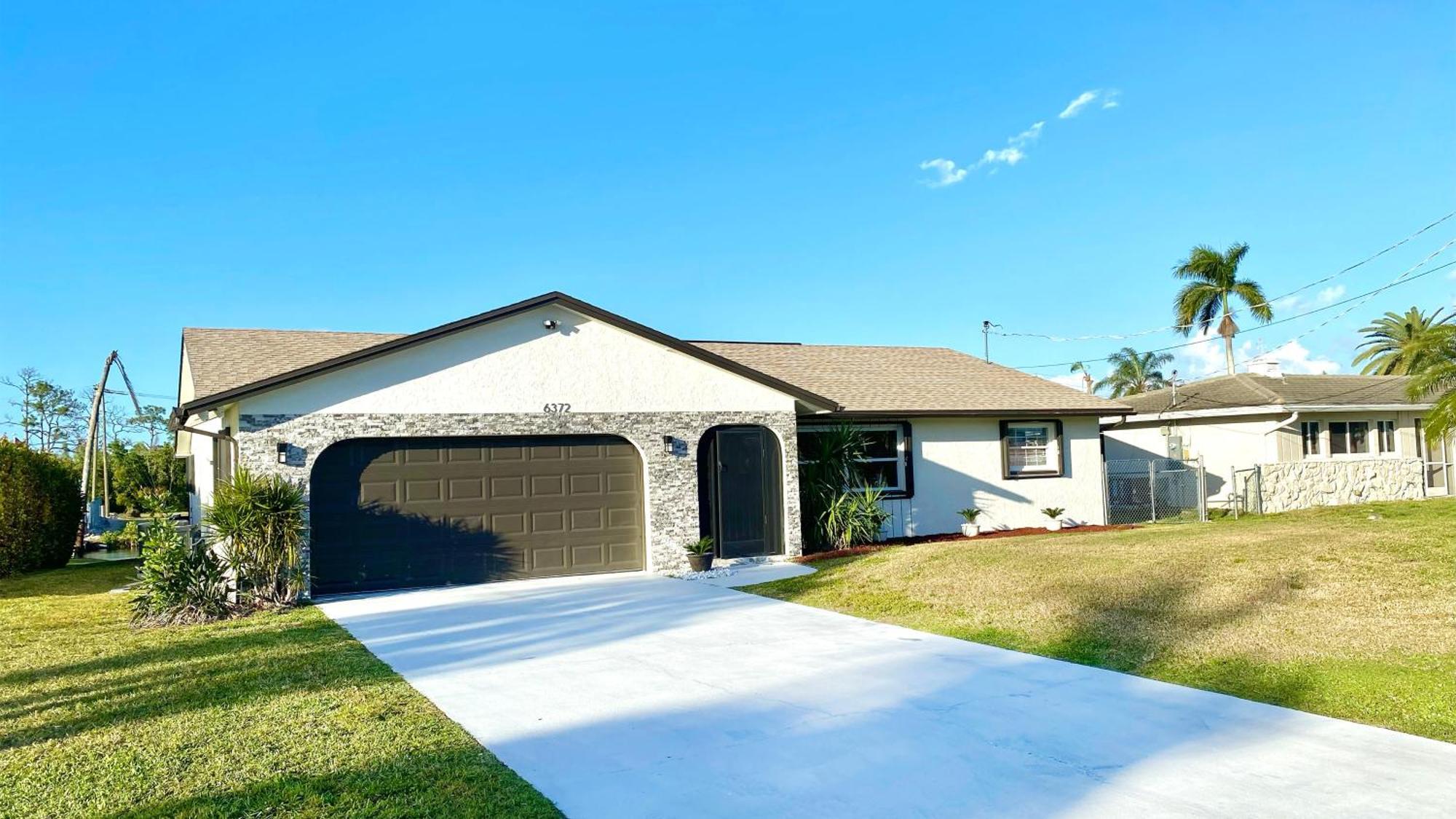 Waterfront Gulf Gateway: Pool/Dock/Grill/Gameroom Fort Myers Exterior photo